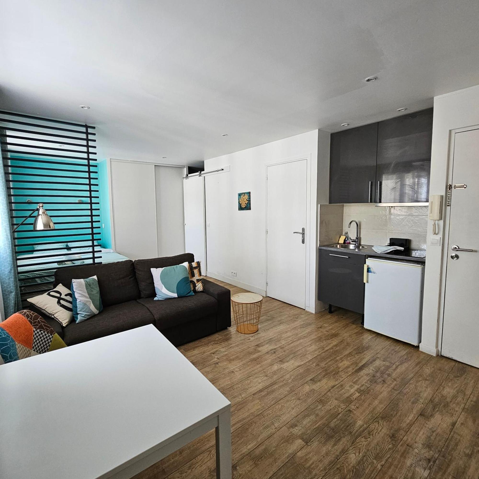 Residence Hotel Le Relais Amelie Clamart Bagian luar foto