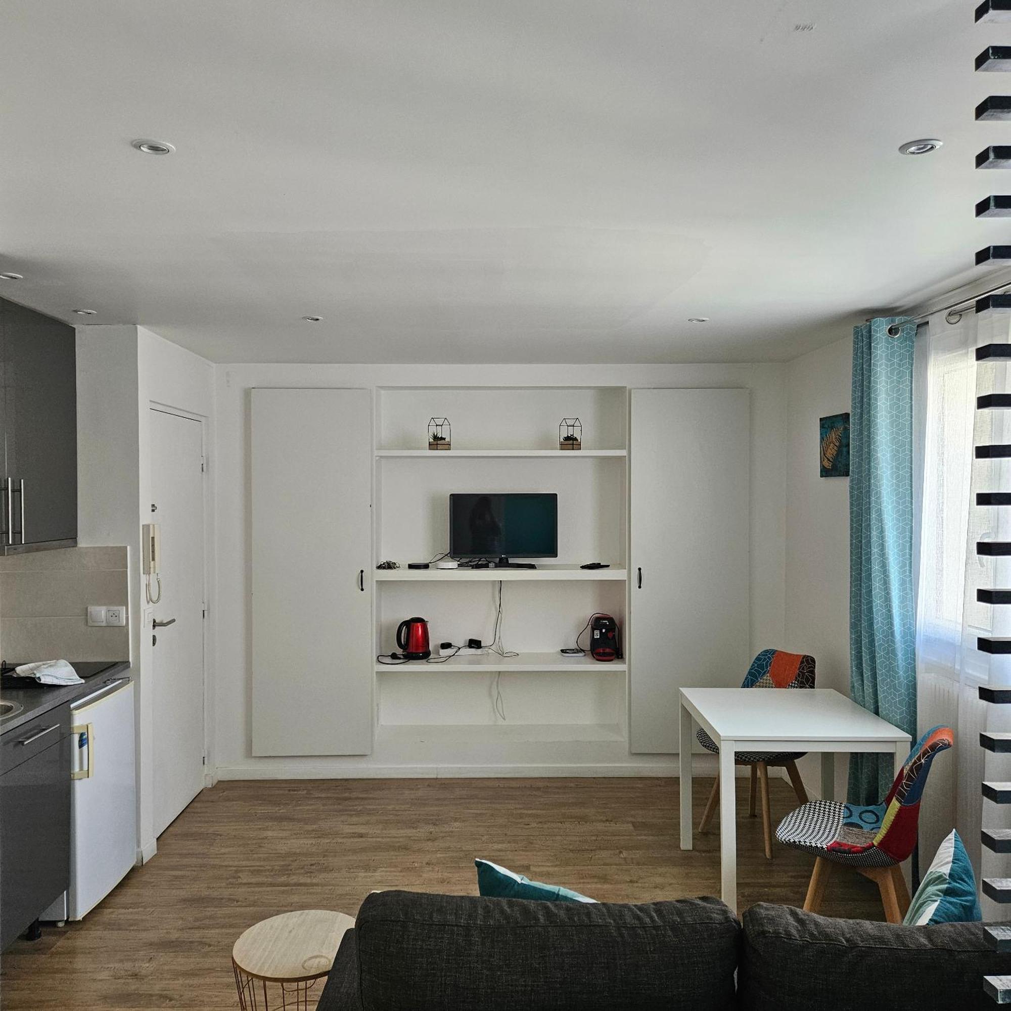Residence Hotel Le Relais Amelie Clamart Bagian luar foto