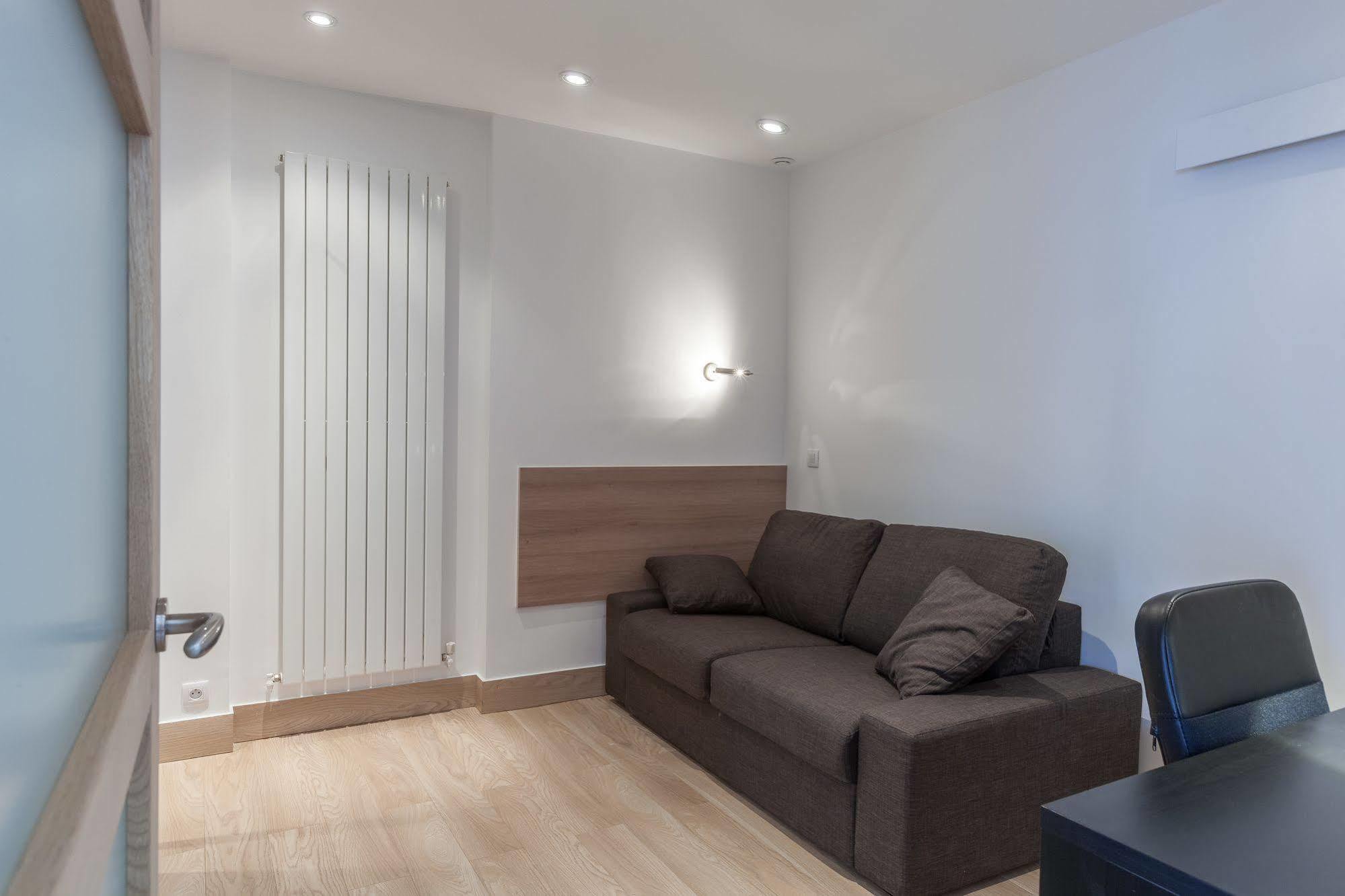 Residence Hotel Le Relais Amelie Clamart Bagian luar foto